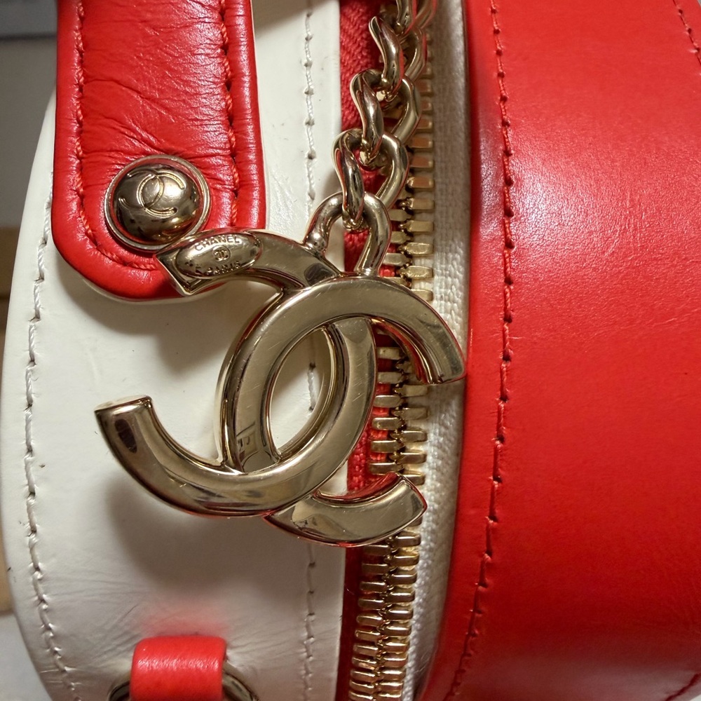 Chanel Vanity Matelasse Leather 2way Bag White Red - Picture 5 of 9